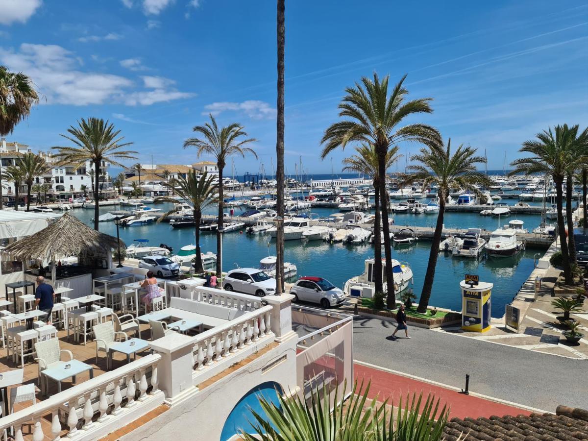 Seaside Serenity - Stylish Apartment With Spectacular Views Manilva Kültér fotó